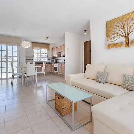 Precioso A Cinco Minutos De La Playa - By Feel Your Holidays アパート アデヘ